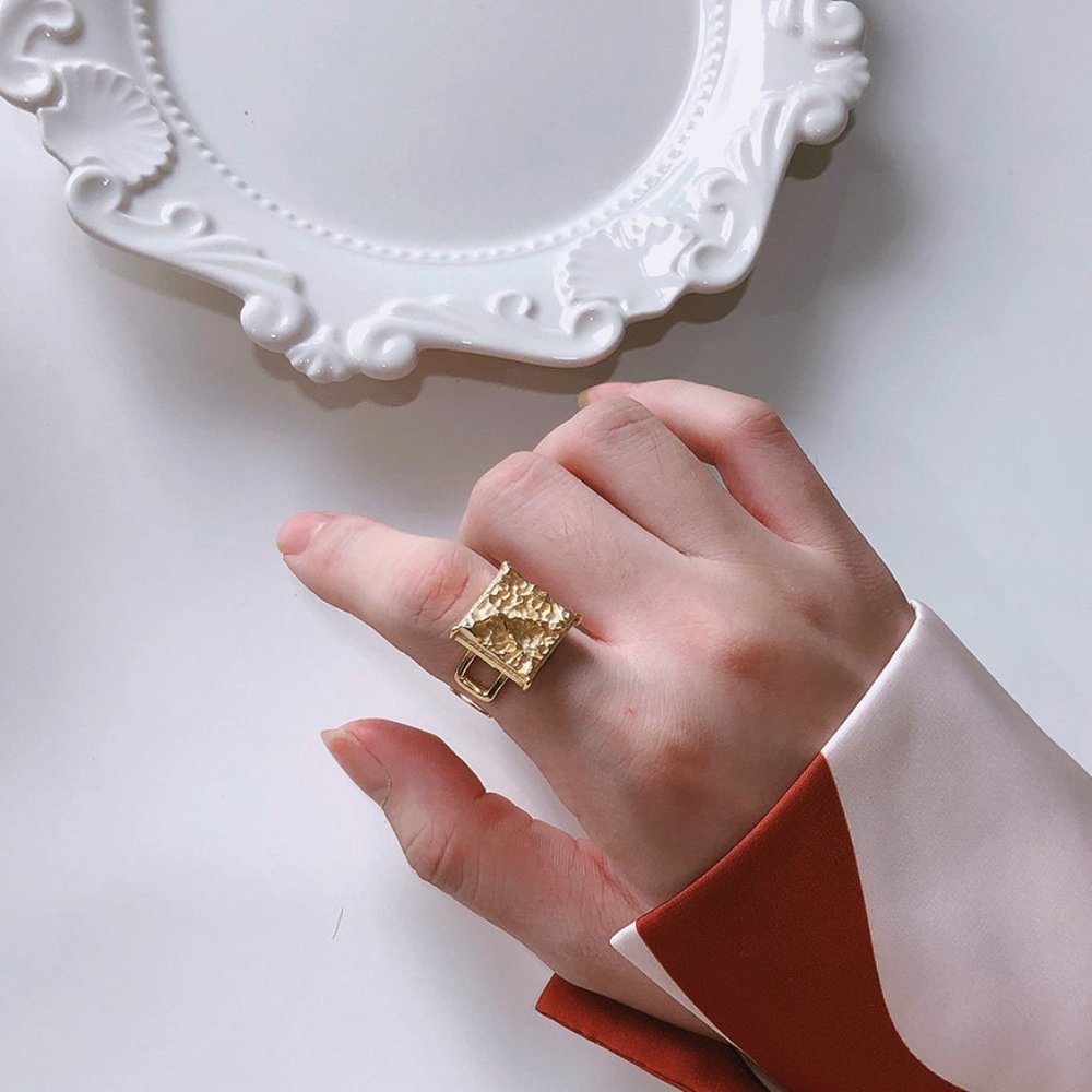 LAST ONE 💖18K Goldplated Square Signet Ring - Picture 3 of 7